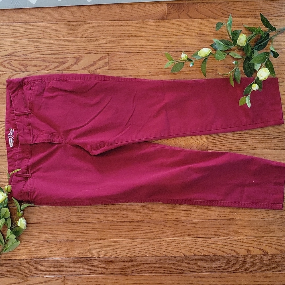 Old Navy Red Pixie Pants